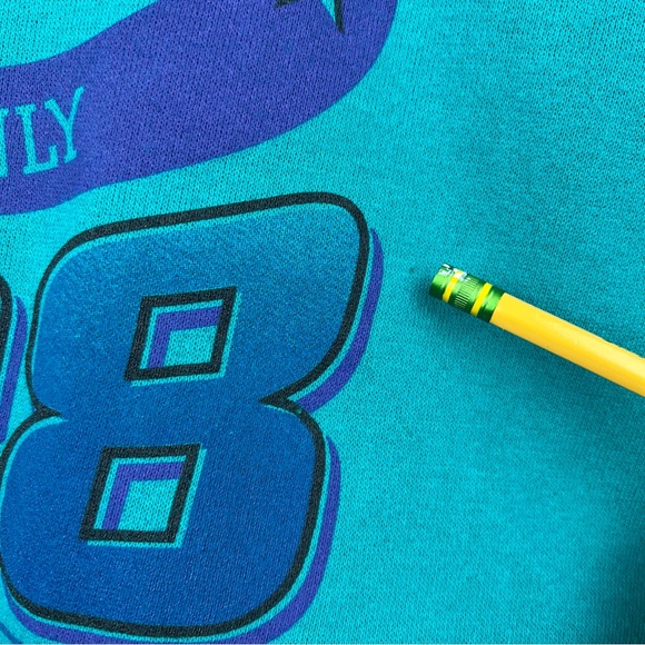 SOLD  Disney Designs Minnie Crewneck Sweatshirt Made in USA The One and Only XXL - Picture 10 of 12